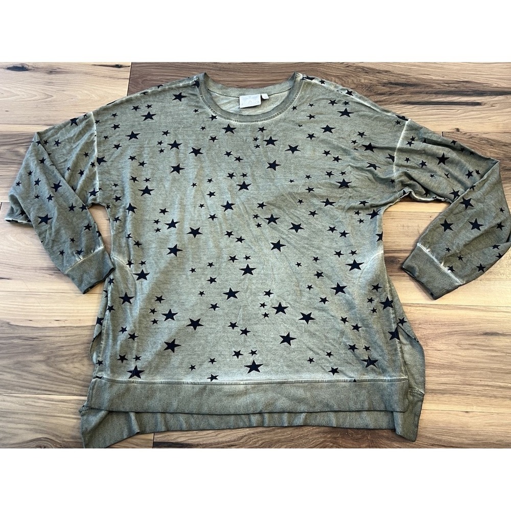 Dantelle Star Print‎ Sweatshirt 1X Olive Green Black Stars High Low Hem Cozy